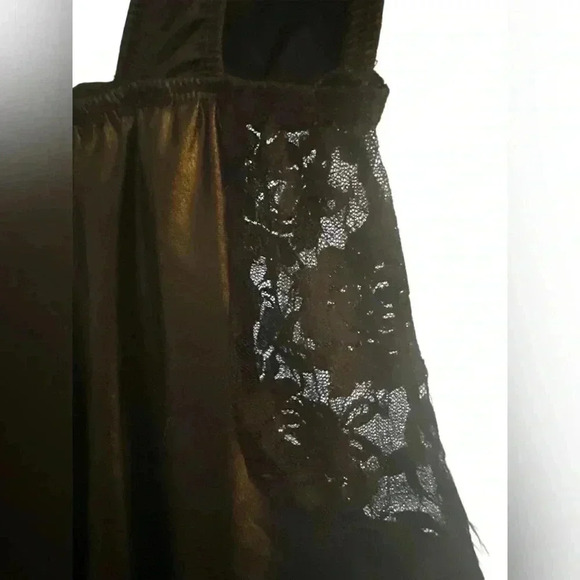 Shiny Catsuit with Faux Leather Look. Size XL - Picture 8 of 8